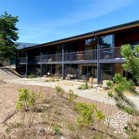 Soerwespa Nature * Salme