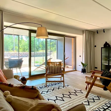 Soerwespa Nature * Salme