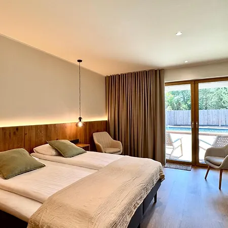 Soerwespa Nature Resort *